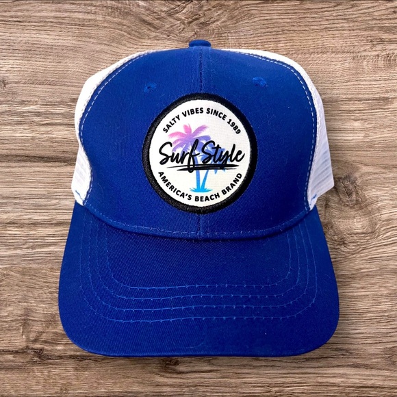 Salty Vibes Surf Style Blue and White Cap - Picture 1 of 6